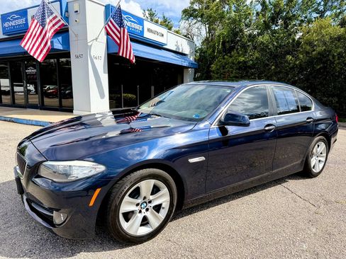 Used 2011 BMW 528i Sedan RWD image 14