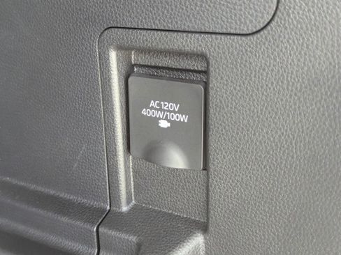 Used 2026 Toyota Sequoia Capstone AWD/4WD image 18