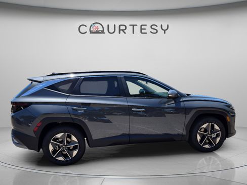 New 2026 Hyundai Tucson SEL FWD image 6