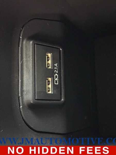 Used 2021 Toyota RAV4 XLE Premium AWD/4WD image 39