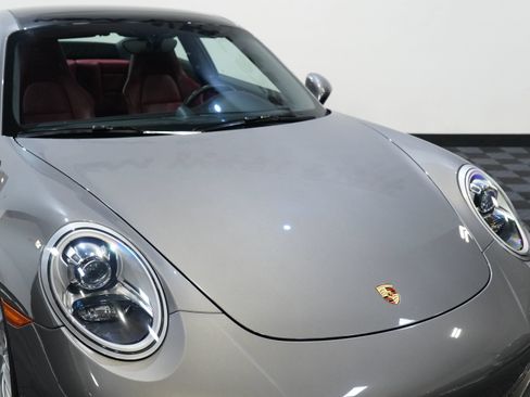 Used 2017 Porsche 911 Carrera 4S AWD/4WD image 12