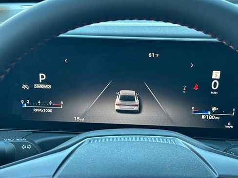 New 2026 Nissan Sentra SR w/ Floor Mat Package image 27