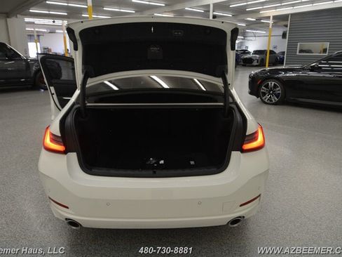 Used 2026 BMW 330i Sedan w/ Convenience Package RWD image 44