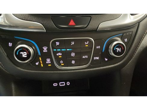 Used 2019 Chevrolet Equinox Premier AWD/4WD image 13