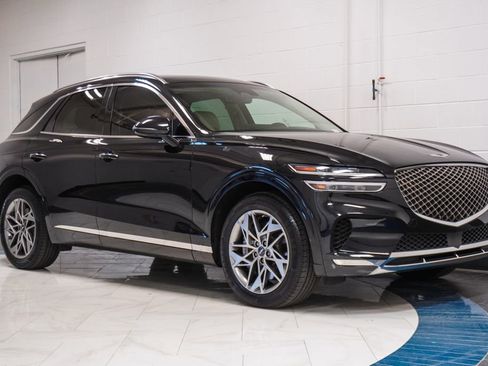 Used 2023 Genesis GV70 2.5T w/ Select Package AWD/4WD image 5