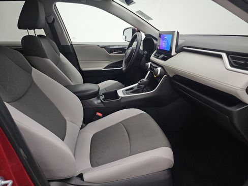Used 2025 Toyota RAV4 XLE w/ Convenience Package image 8
