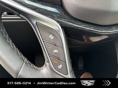 Certified 2025 Cadillac XT5 Premium Luxury image 12