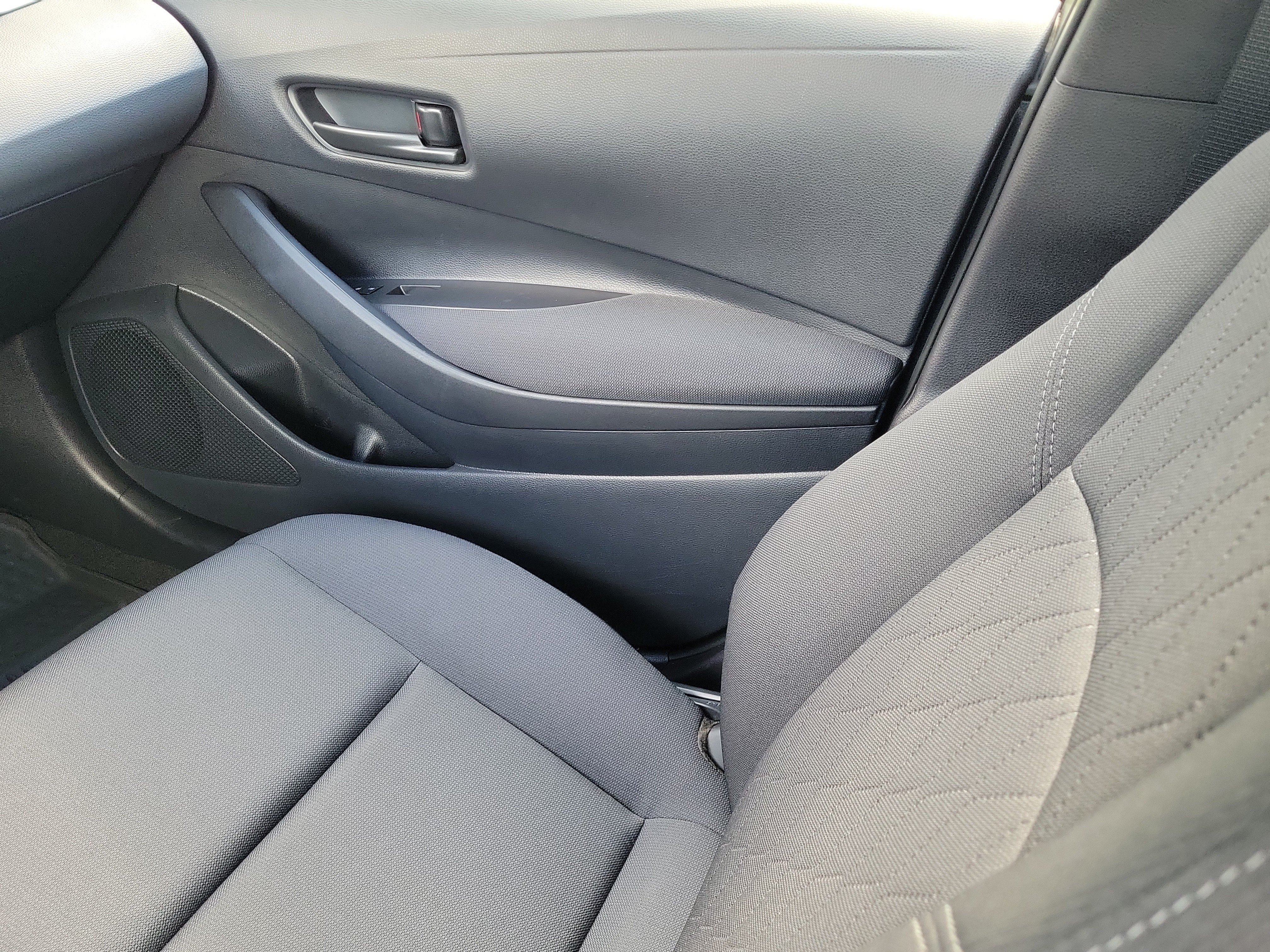 Certified 2025 Toyota Corolla LE FWD image 17