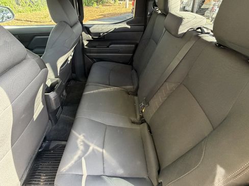 Used 2024 Toyota Tacoma SR5 AWD/4WD image 31
