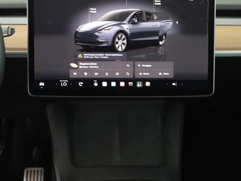 Used 2023 Tesla Model Y Long Range AWD/4WD image 20