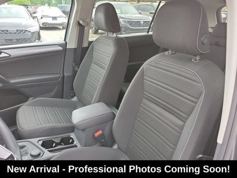 Used 2023 Volkswagen Tiguan S AWD/4WD image 5