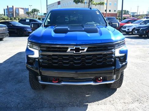 Used 2023 Chevrolet Silverado 1500 ZR2 w/ Technology Package image 8