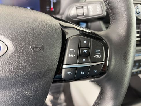 Used 2023 Ford Escape Active image 33