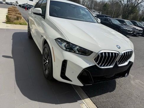 New 2026 BMW X6 xDrive40i image 4
