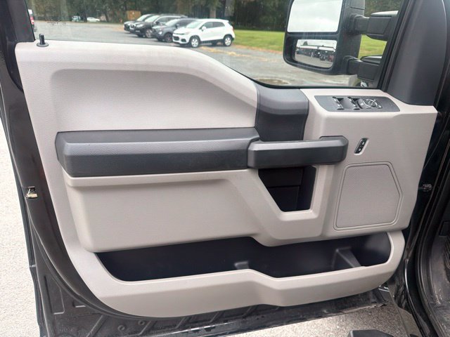 Used 2022 Ford F350 XL w/ STX Appearance Package AWD/4WD image 11