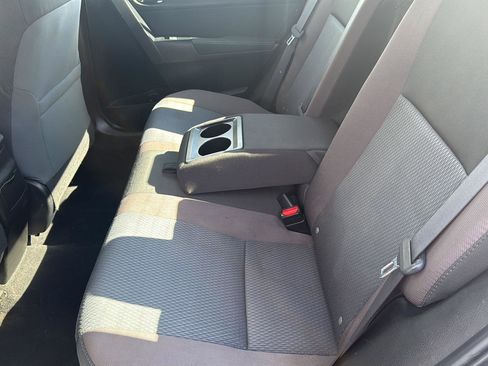 Used 2017 Toyota Corolla LE FWD image 12