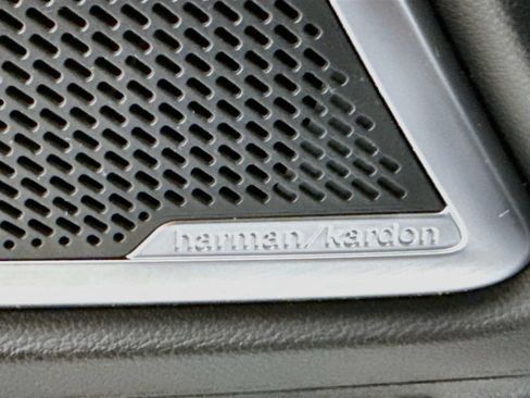 Used 2022 Kia Telluride SX w/ Nightfall Edition Package AWD/4WD image 19