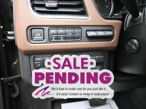 Used 2021 Chevrolet Tahoe High Country w/ Premium Package image 18