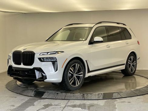 New 2026 BMW X7 xDrive40i AWD/4WD image 1
