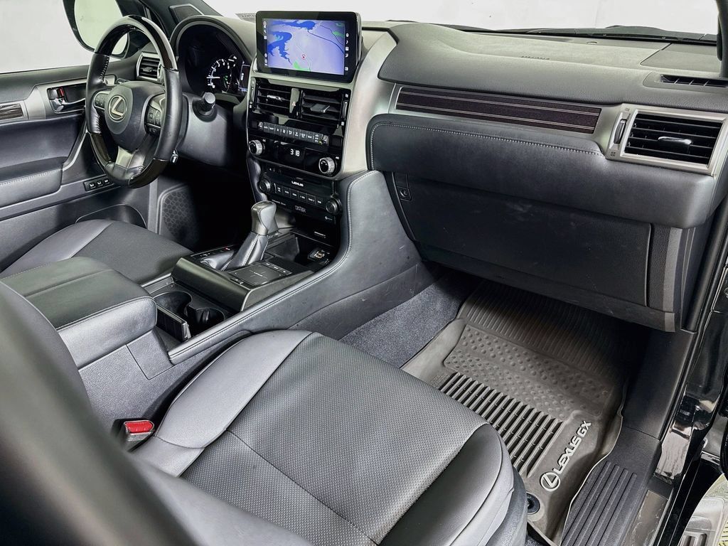 Certified 2022 Lexus GX 460 Premium w/ Accessory Package AWD/4WD image 30