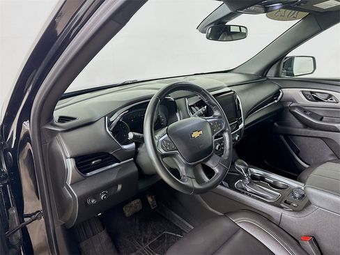 Used 2023 Chevrolet Traverse LT w/ LPO, Floor Liner Package image 16