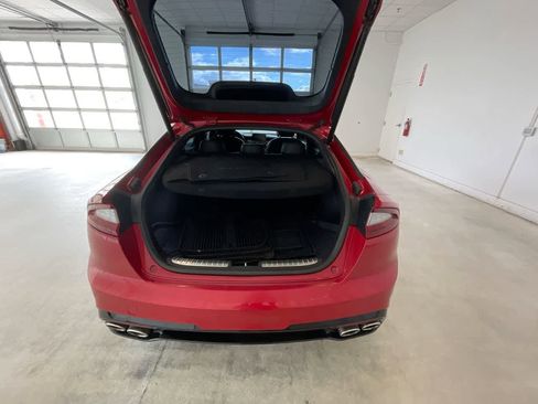 Used 2018 Kia Stinger GT2 AWD/4WD image 24