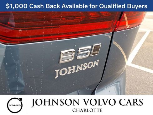New 2026 Volvo XC60 B5 Ultra w/ Protection Package Premier image 6
