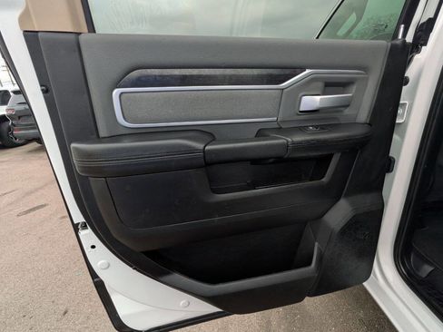 Used 2019 RAM 2500 Big Horn image 23