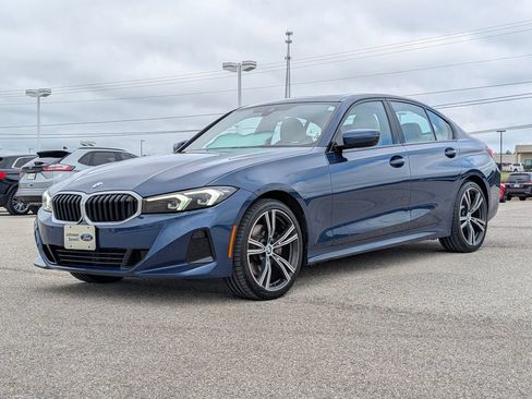 Used 2023 BMW 330i Sedan w/ Driving Assistance Package RWD image 4