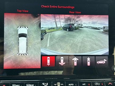 Used 2022 Jeep Grand Wagoneer Series III AWD/4WD image 30