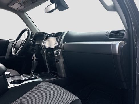 Used 2020 Toyota 4Runner SR5 RWD image 32