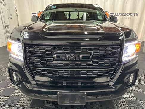 Used 2022 GMC Canyon Denali w/ Denali Black Edition Package image 3