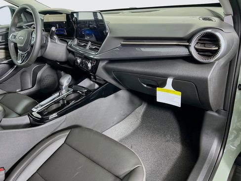 New 2026 Chevrolet Trax ACTIV FWD image 27