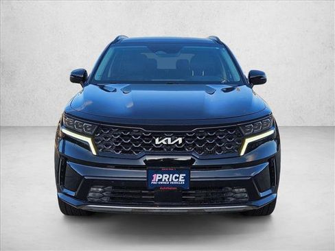 Used 2023 Kia Sorento SX AWD/4WD image 2