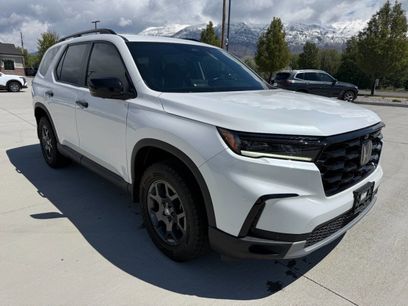 Used 2025 Honda Pilot TrailSport