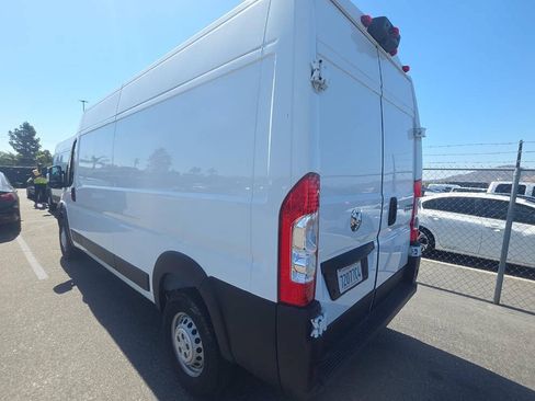 Used 2024 RAM ProMaster 2500 w/ Safety Group FWD image 4