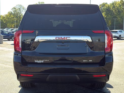 Used 2022 GMC Yukon SLE w/ Gmc Pro Safety Plus Package image 7