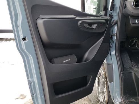 New 2026 Mercedes-Benz Sprinter 2500 image 12