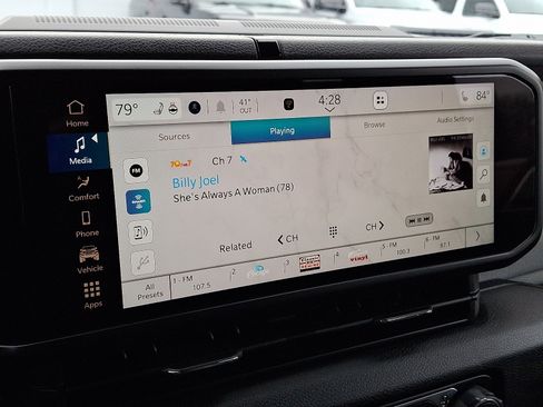 Certified 2025 Jeep Wrangler Willys image 18