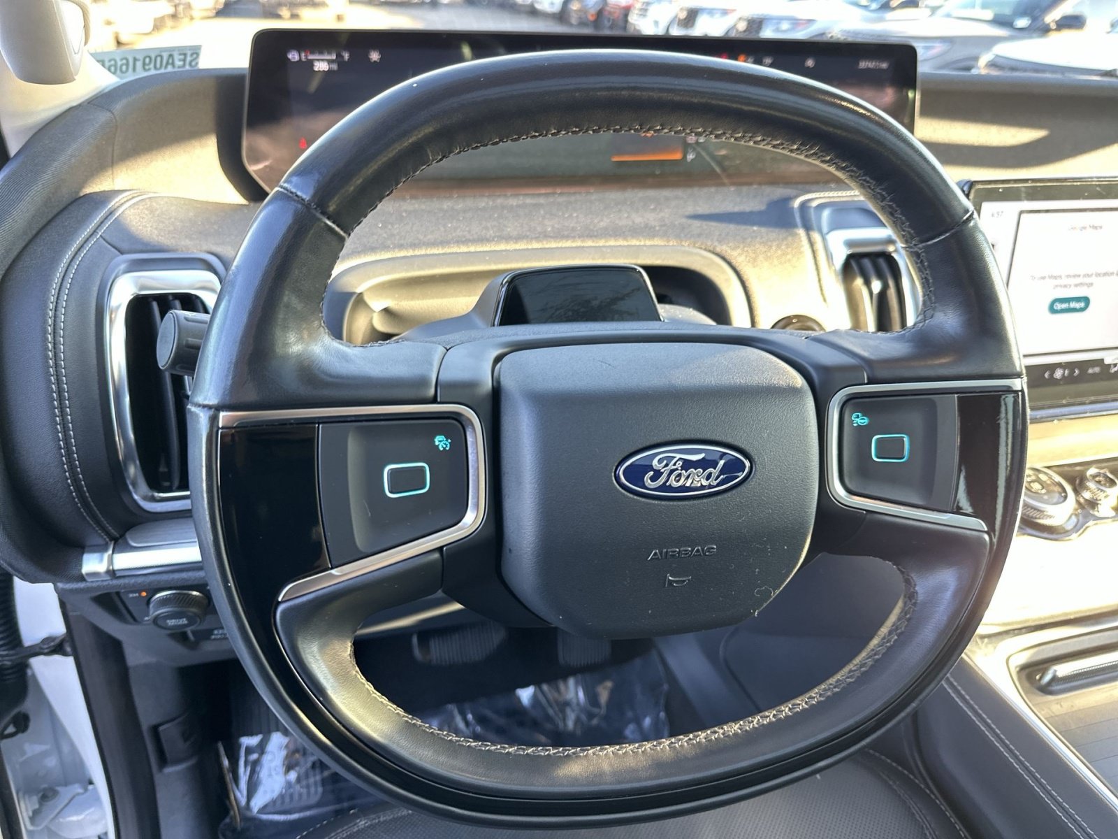 Used 2025 Ford Expedition Max Platinum AWD/4WD image 17