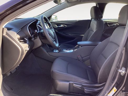 Certified 2022 Chevrolet Malibu LS image 25