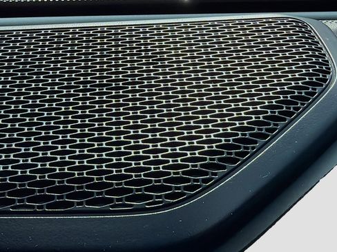 Used 2022 Jeep Gladiator Sport image 23