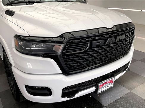 Used 2025 RAM 1500 Big Horn AWD/4WD image 30
