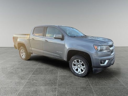 Used 2018 Chevrolet Colorado LT w/ LT Convenience Package image 7