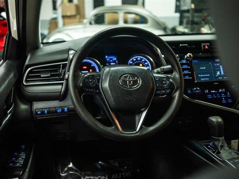 Used 2020 Toyota Camry LE w/ Fleet Convenience Package FWD image 15