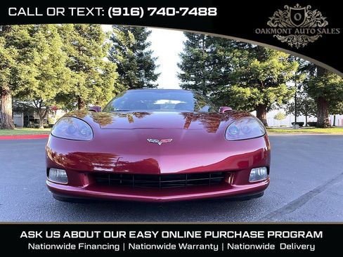 Used 2006 Chevrolet Corvette Coupe w/ Preferred Equipment Group RWD image 2