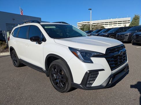 Certified 2025 Subaru Ascent Onyx Edition AWD/4WD image 1