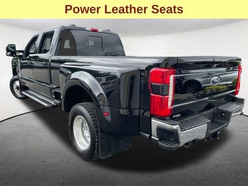 Used 2023 Ford F350 Lariat image 9