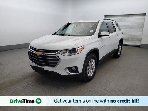 Used 2020 Chevrolet Traverse LT image 1