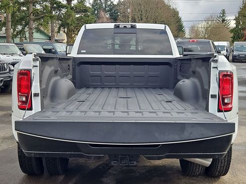 New 2026 RAM 3500 Tradesman AWD/4WD image 10